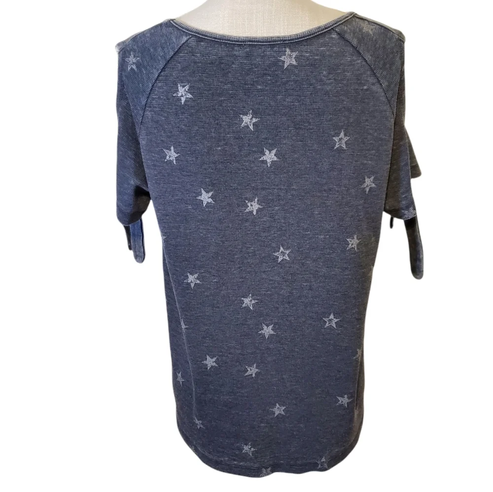 Jane and Delancey Blue Star Print Short Sleeve Top